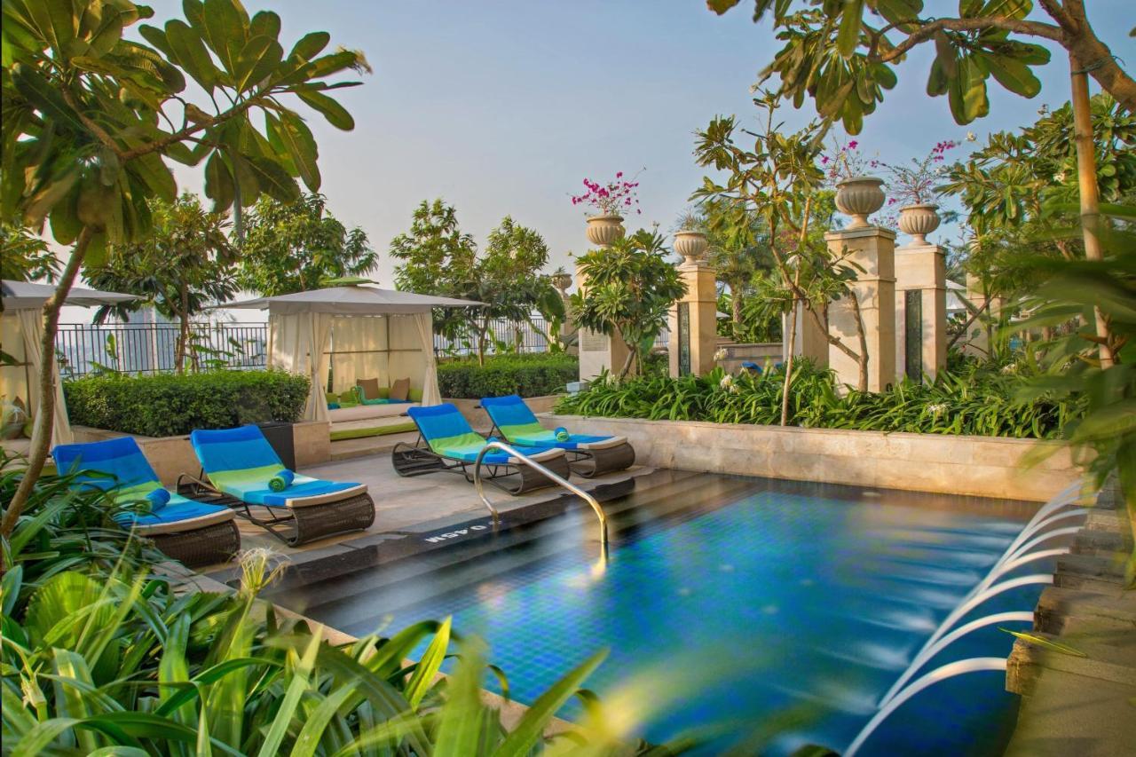 Itc Royal Bengal, A Luxury Collection Hotel, Kalkata Exteriér fotografie The pool at the hotel